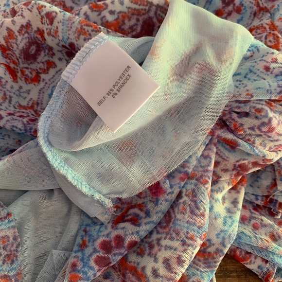 Paisley 70's Blue Pink Flare Sleeves Keyhole Top - Picture 6 of 6